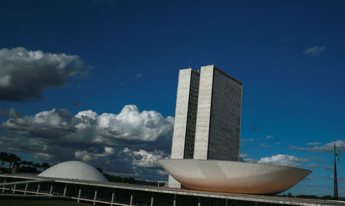 monumentos brasilia cupula plenario da camara dos deputados3103201338