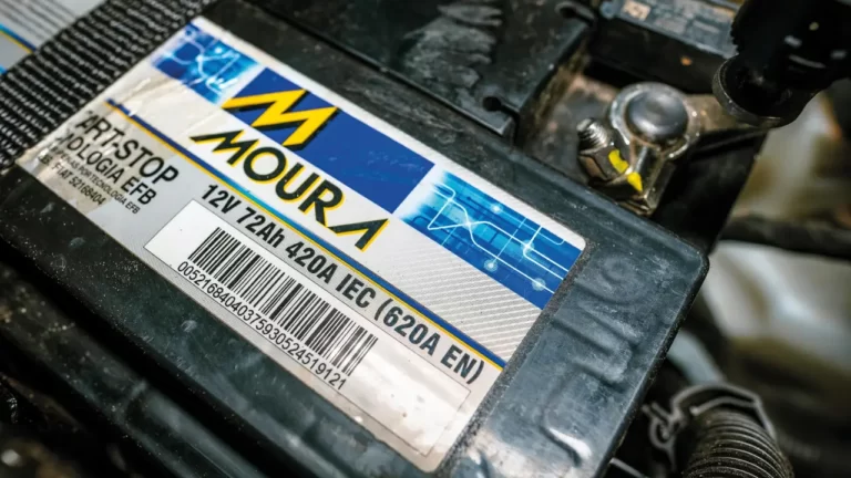 Ao tentar vender bateria furtada homem é preso pela PM na feira livre de Corumbá