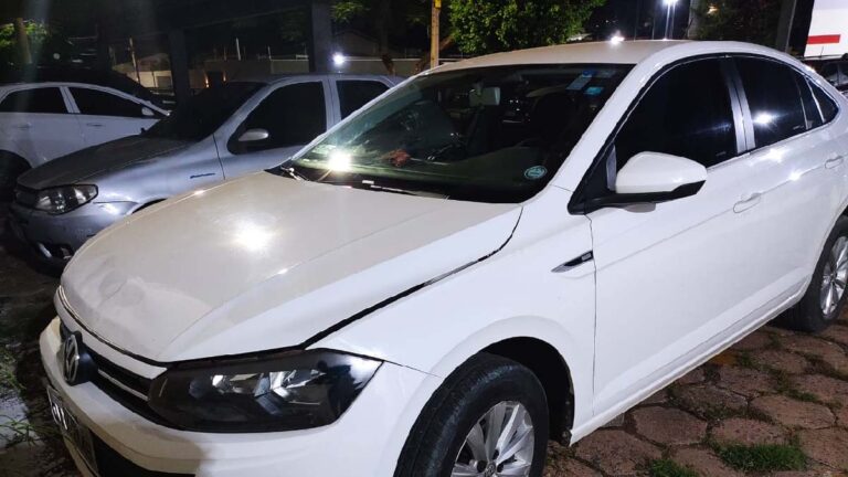 PM recupera veículo com busca e apreensão no bairro Nova Corumbá
