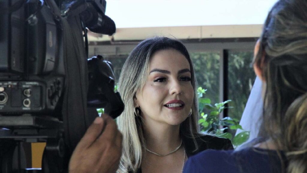 Governo do Estado garante anistia de débitos para motos de até 162 cilindradas 2 diretora detran