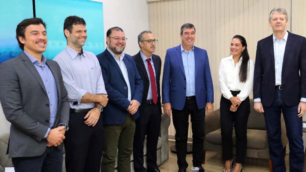 Governador promoveu reuniões com setor empresarial e classe política na primeira semana 3 diretoria suzano