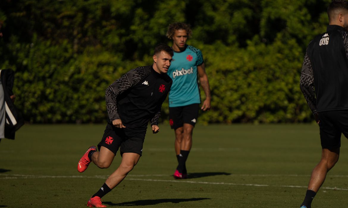 lucas piton vasco