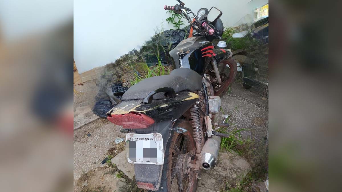 Você está visualizando atualmente Motocicleta com registro de furto é recuperada pela PM na região do Porto Geral