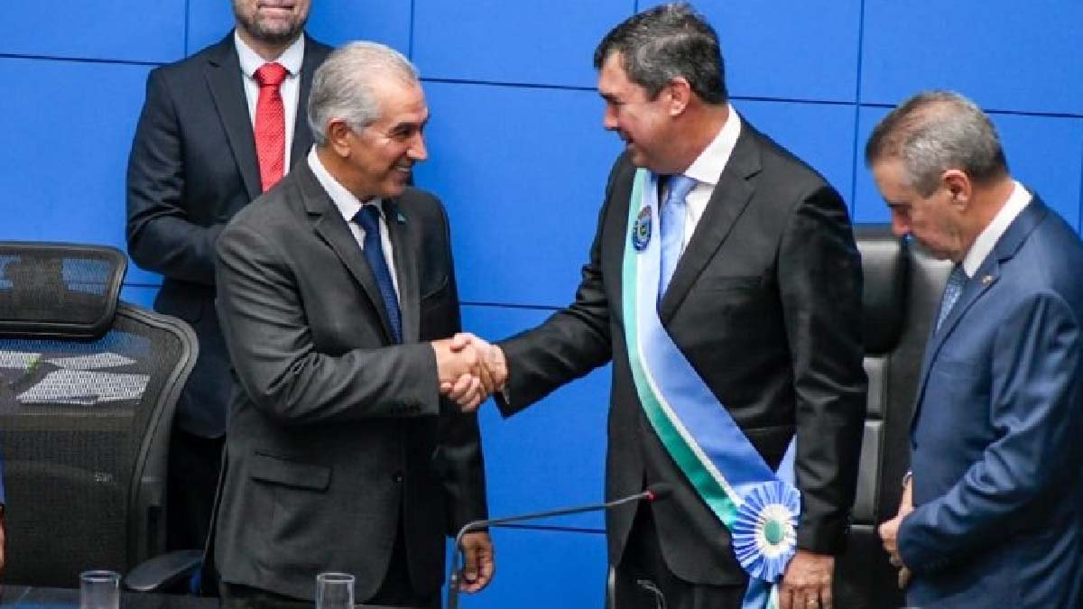 Você está visualizando atualmente Riedel toma posse na Assembleia e reafirma compromisso com desenvolvimento e cuidado das pessoas