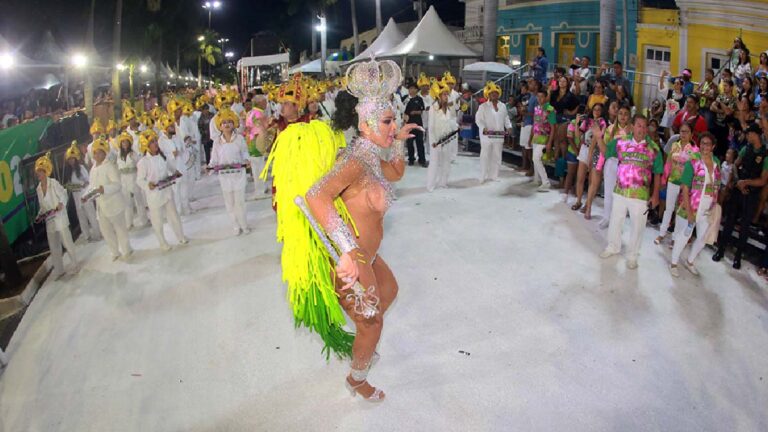 Império do Morro leva para Avenida trajetória de 65 anos e história de conquistas no carnaval