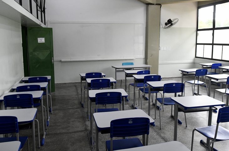 Profissionais da rede estadual de ensino participam de formação para início das aulas