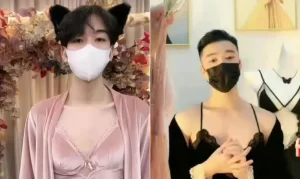 Leia mais sobre o artigo Com proibição a mulheres, China permite apenas homens vestidos com lingeries em propagandas