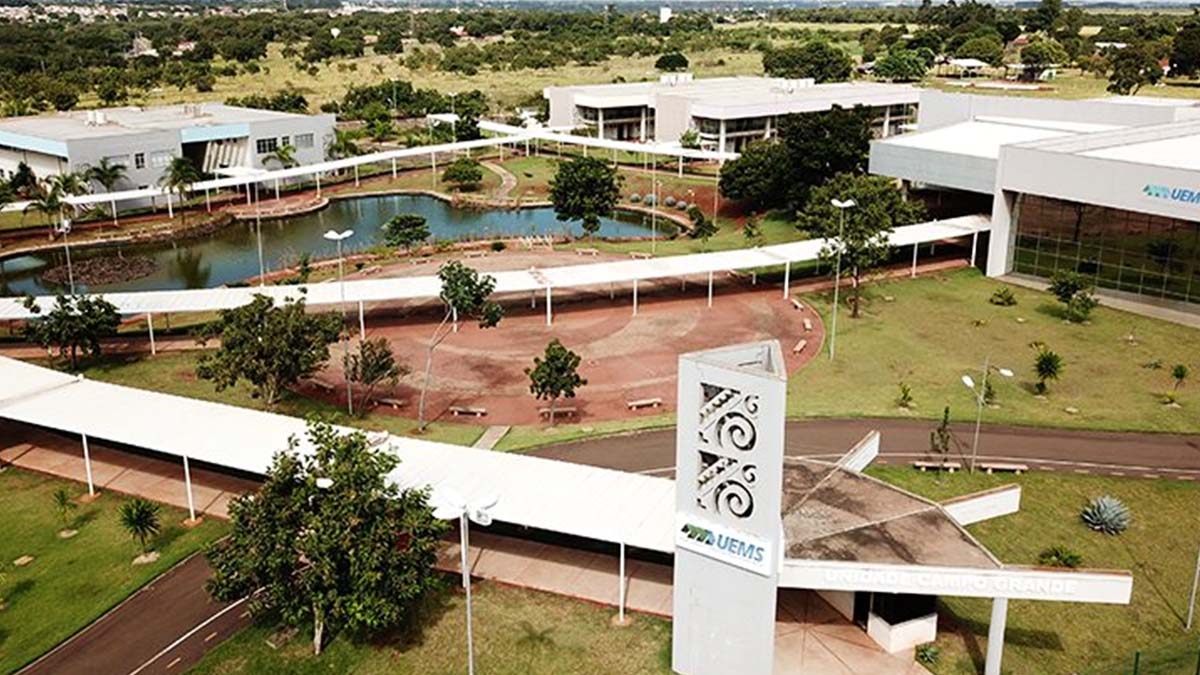 Você está visualizando atualmente UEMS celebra três décadas de formação profissional em Mato Grosso do Sul