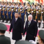 Lula alia Brasil à China na guerra e na economia