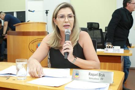 Vereadora solicita do Executivo, informações sobre as obras do Jardim dos Estados