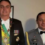 PF faz buscas em casa de Bolsonaro e prende ex-ajudante de ordens, tenente-coronel Mauro Cid