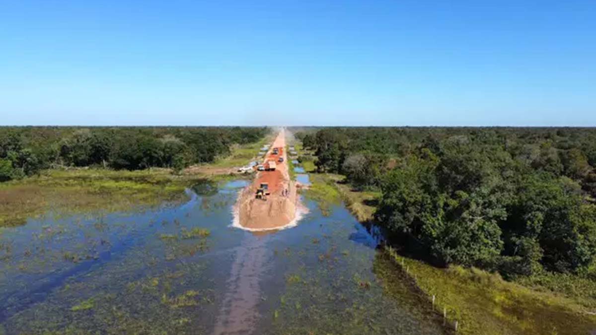 Você está visualizando atualmente Obras de estrada no Pantanal são interrompidas após alerta de instituto e fazendeiros