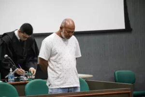 Leia mais sobre o artigo Pedreiro Assassino é condenado a mais de 120 anos de prisão por sete homicídios