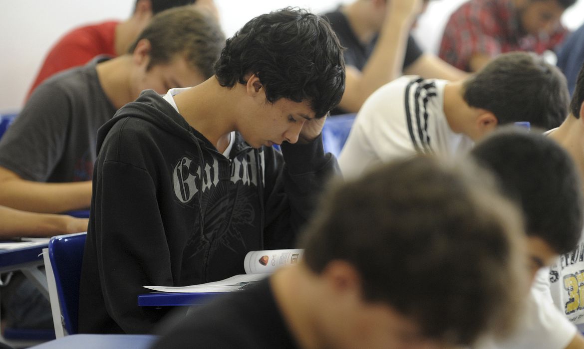 estudantes wilson dias
