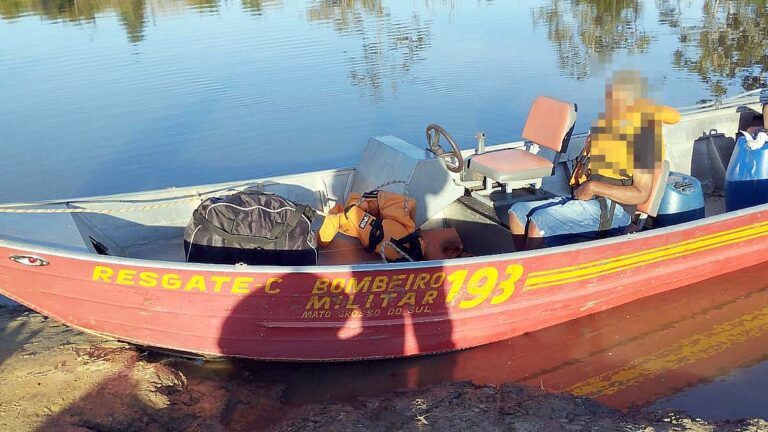 Com dores no abdômen, idoso é resgatado pelos bombeiros em fazenda no Pantanal