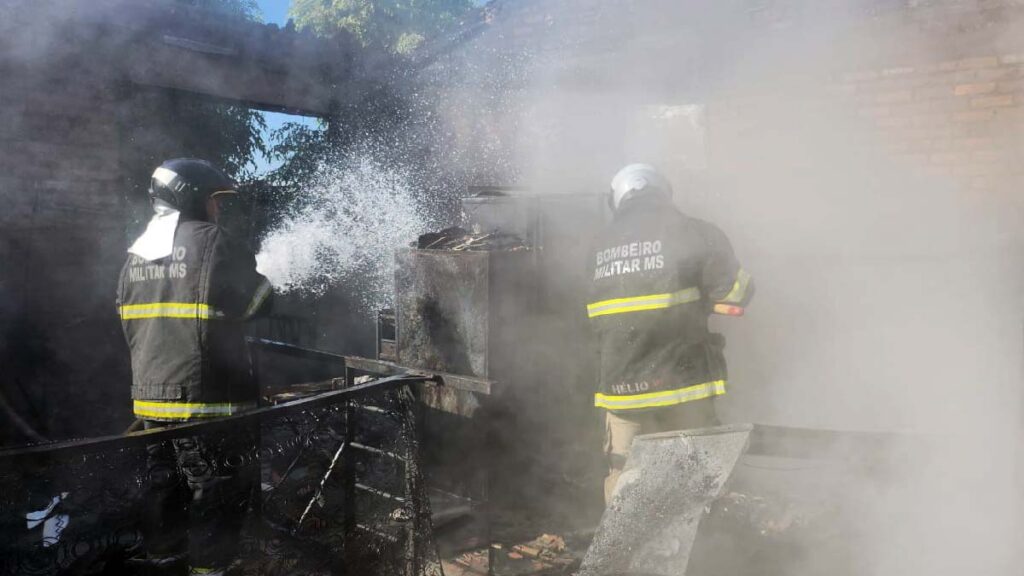 incendio delegacia quijarro