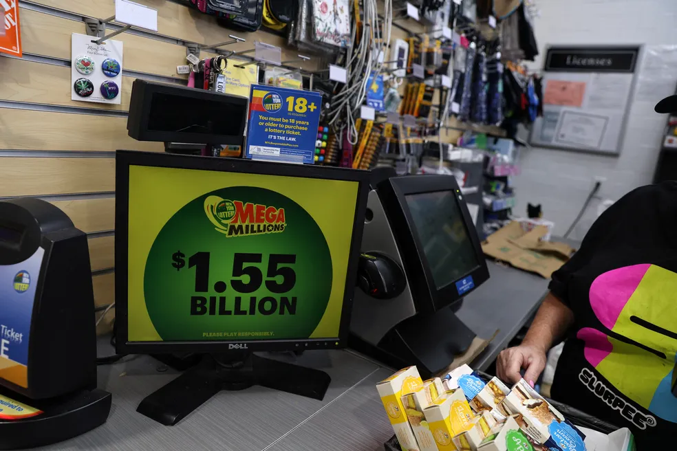 Você está visualizando atualmente Aposta única ganha prêmio de R$ 7,7 Bilhões em loteria dos EUA