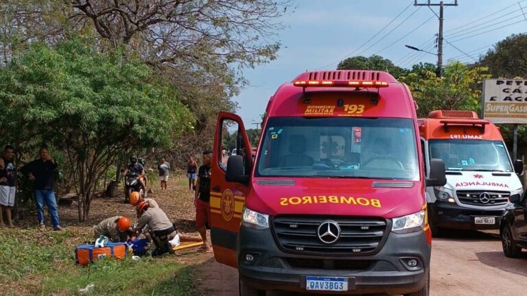 Acidente de moto deixa dois feridos em Ladário | vídeo