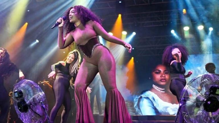 Show da Iza em MS reúne 24 mil pessoas e agita a noite no Festival de Bonito