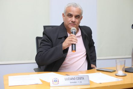 Vereador defende professores contratados e pede atualização e incentivo a diretores e coordenadores