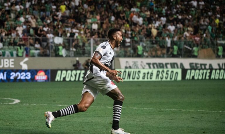 Vasco vence o América-MG e sai da zona do rebaixamento