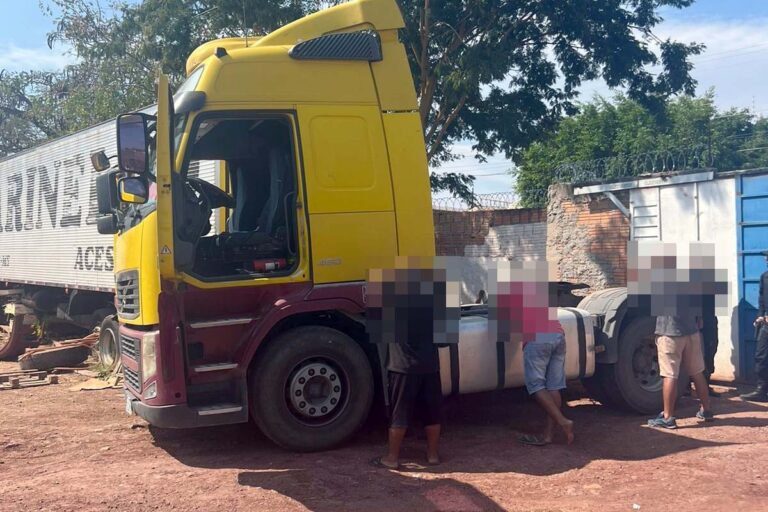 Polícia Federal combate contrabando de gasolina