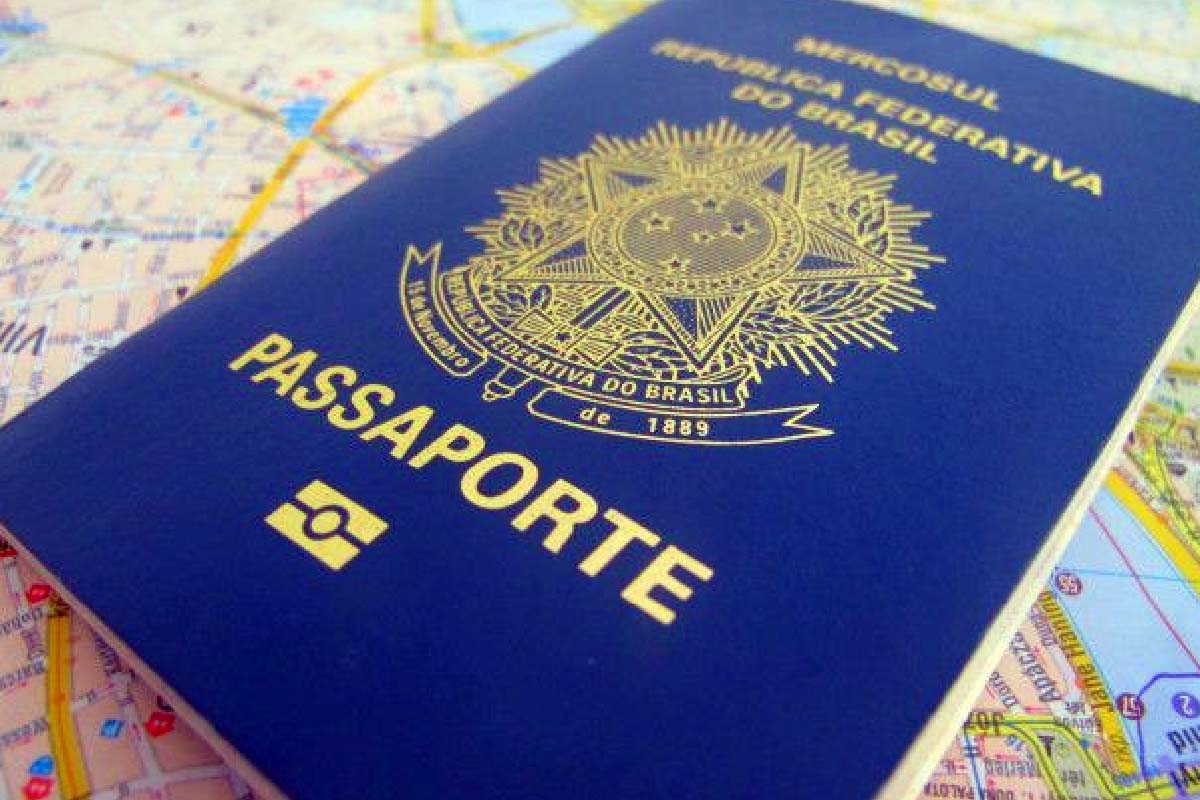 Japão e Brasil anunciam isenção de visto para turistas por até 90 dias. A medida entra em vigor no dia 30 de setembro e visa fortalecer o comércio bilateral