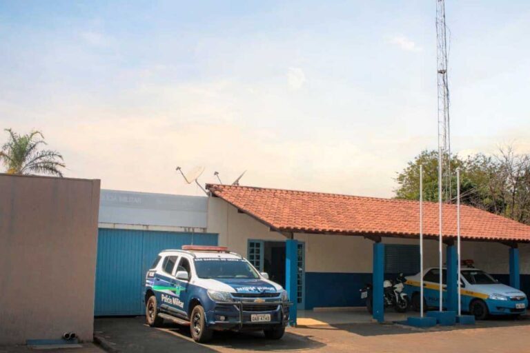 Vizinho impede que mulher fosse morta pelo marido com cabo de carregador em MS