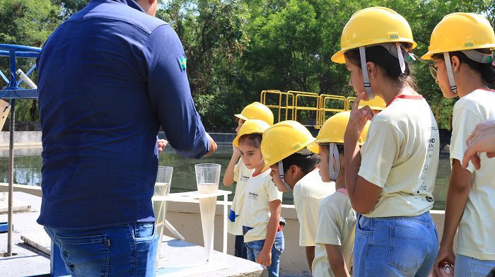 Crianças e jovens promovem campanha por conservação e saneamento no Pantanal