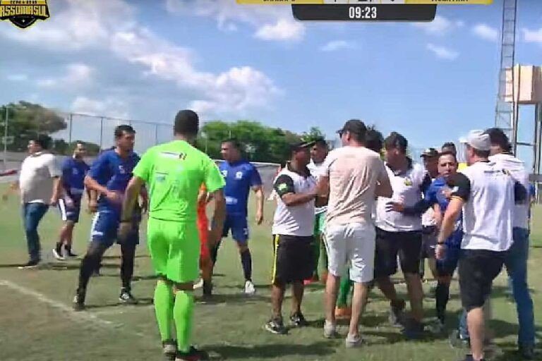 Jogo da Copa Assomasul termina em barraco entre prefeitos em Corumbá