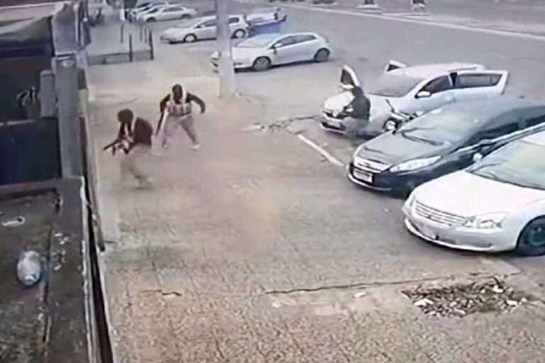 Vídeo mostra funcionário de boate escapando de emboscada de pistoleiros em Ponta Porã