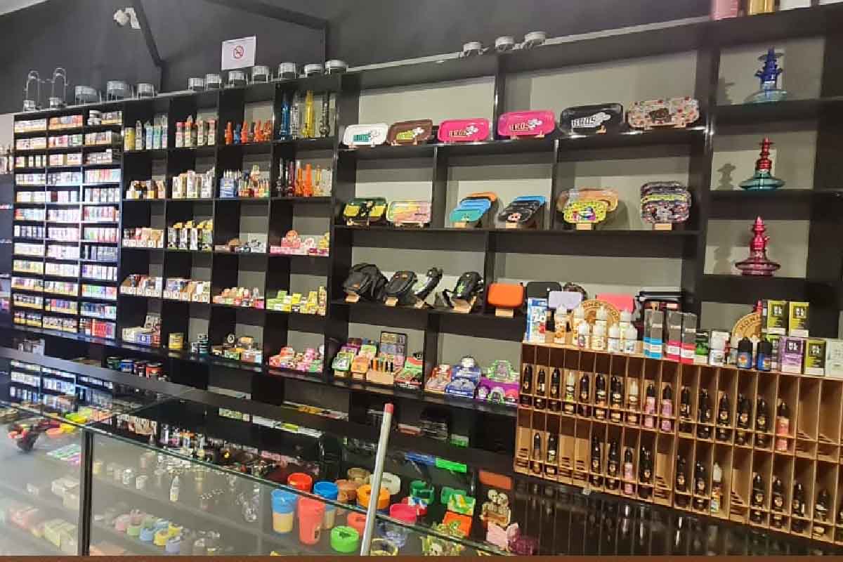 Leia mais sobre o artigo Tabacarias que vendiam cigarros eletrônicos são fechadas pela Polícia Civil em Campo Grande