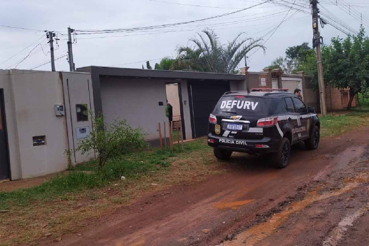 Você está visualizando atualmente DEFURV recupera quatro veículos roubados e identifica cinco autores de roubos em Campo Grande