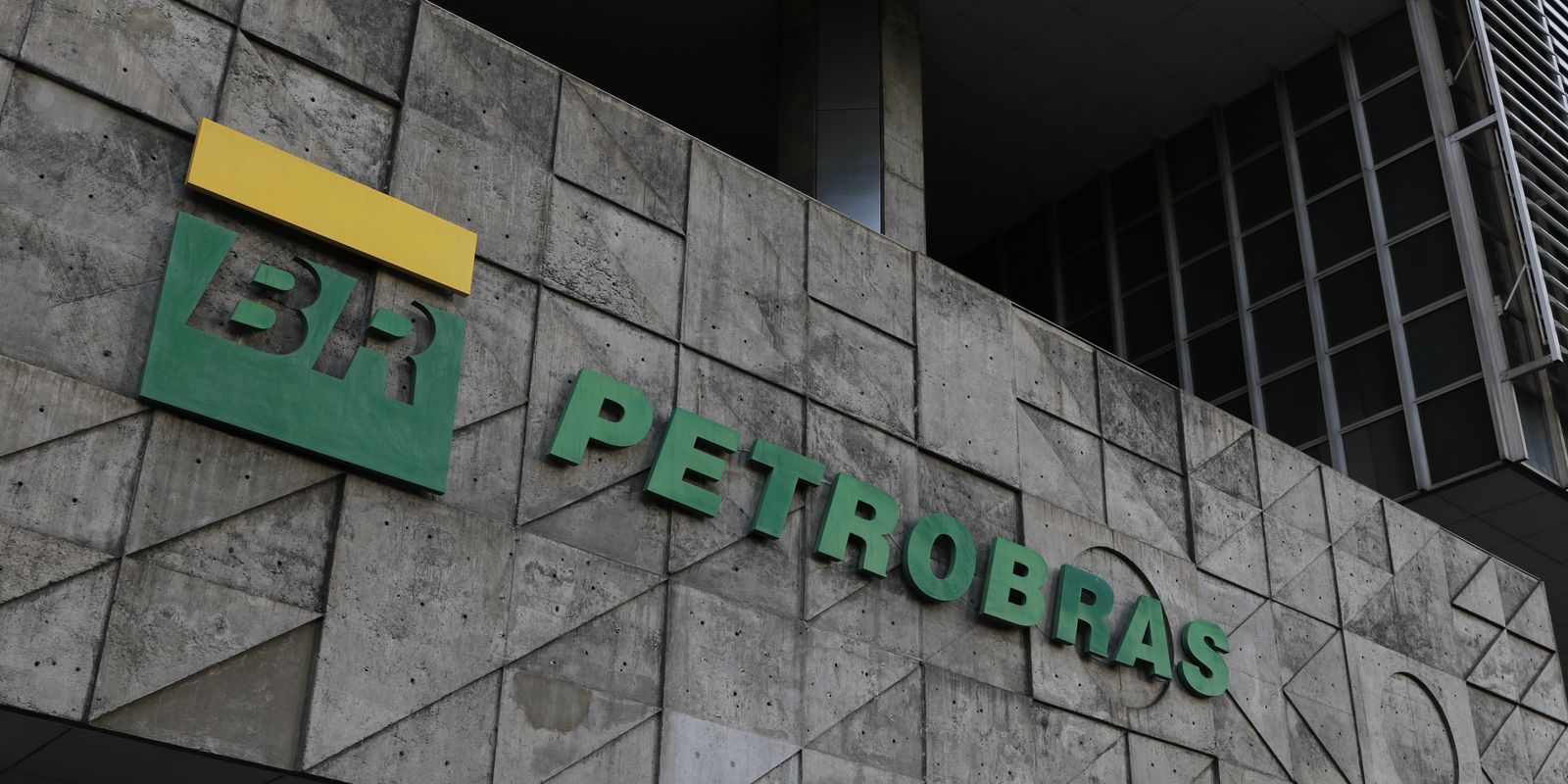 Petrobras analisara proposta da Mubadala para parceria na Bahia