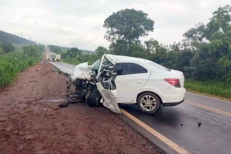 Acidente na BR-262 deixa um morto e um ferido em Água Clara