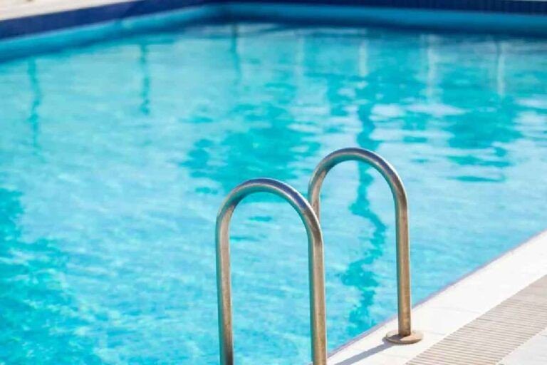 piscina criança morre afogada em piscina de casa