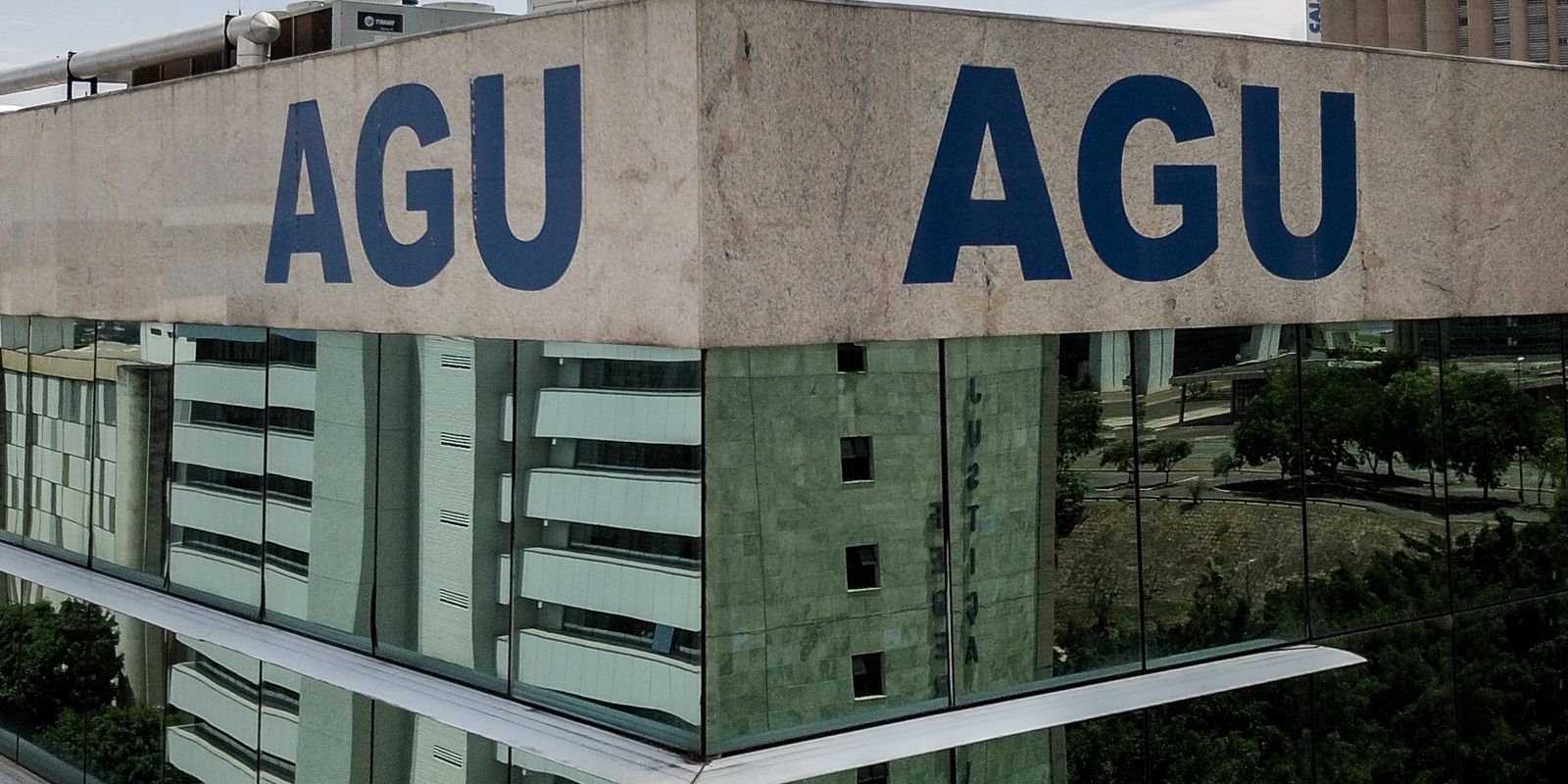 AGU defende tratamento digno a mulheres vitimas de violencia