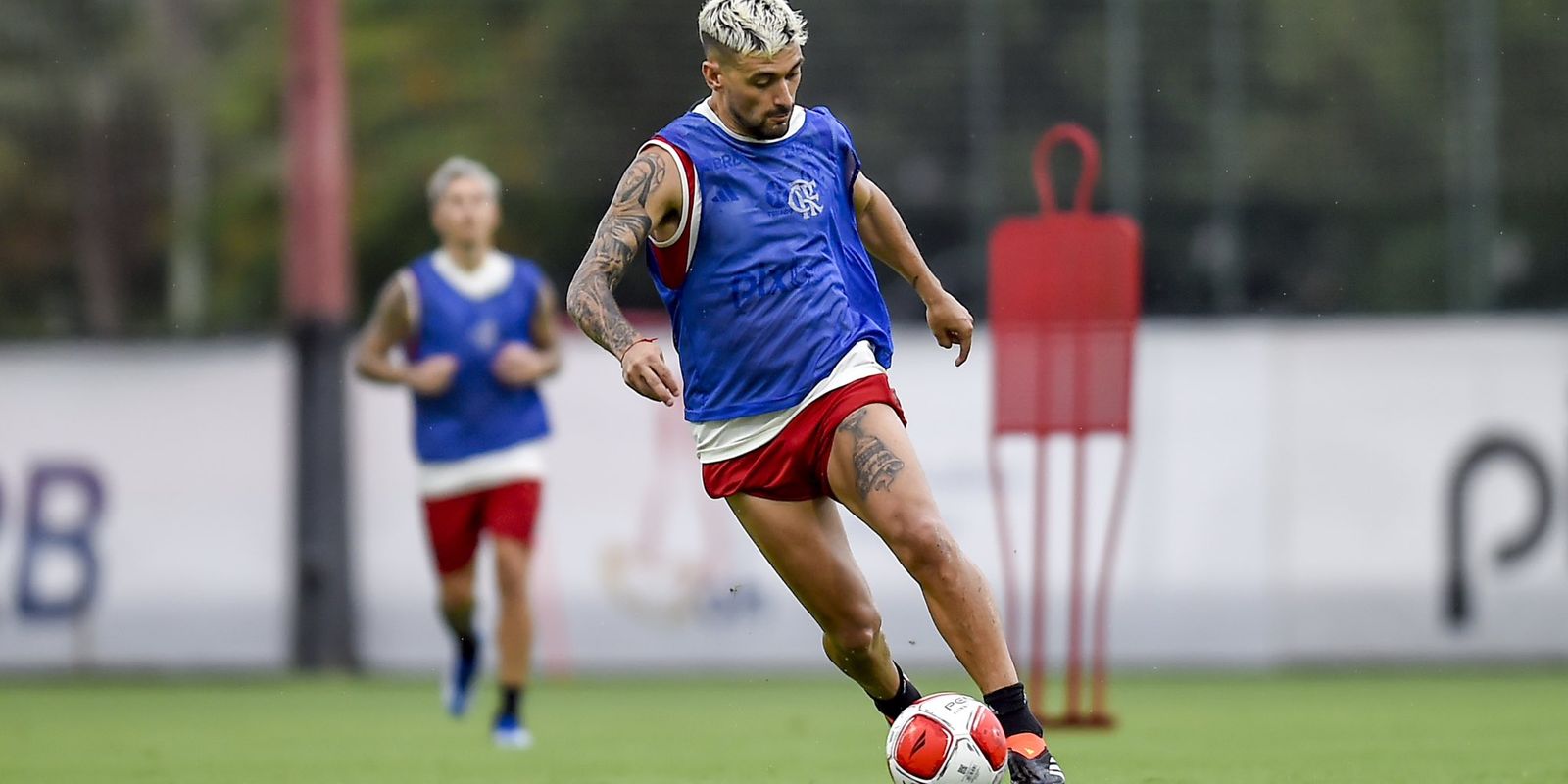 Flamengo inicia caminhada no Campeonato Carioca diante do
