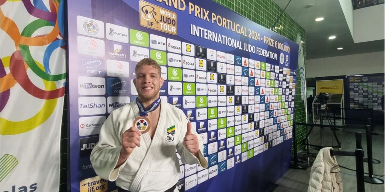 Judo Brasil abre ano olimpico com bronze e prata em