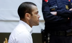 Leia mais sobre o artigo Daniel Alves é condenado a 4 anos e meio de prisão por estupro