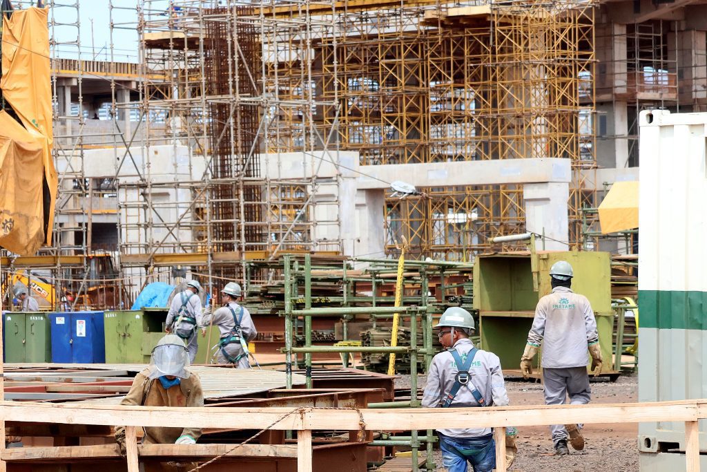 Com 14 milhao de pessoas trabalhando MS e o segundo