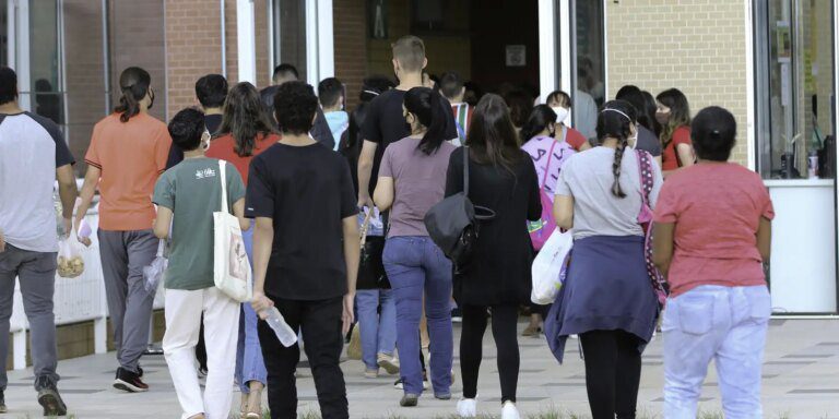 Fies abre inscrições para segundo semestre de 2026 com prazo até 17 de julho