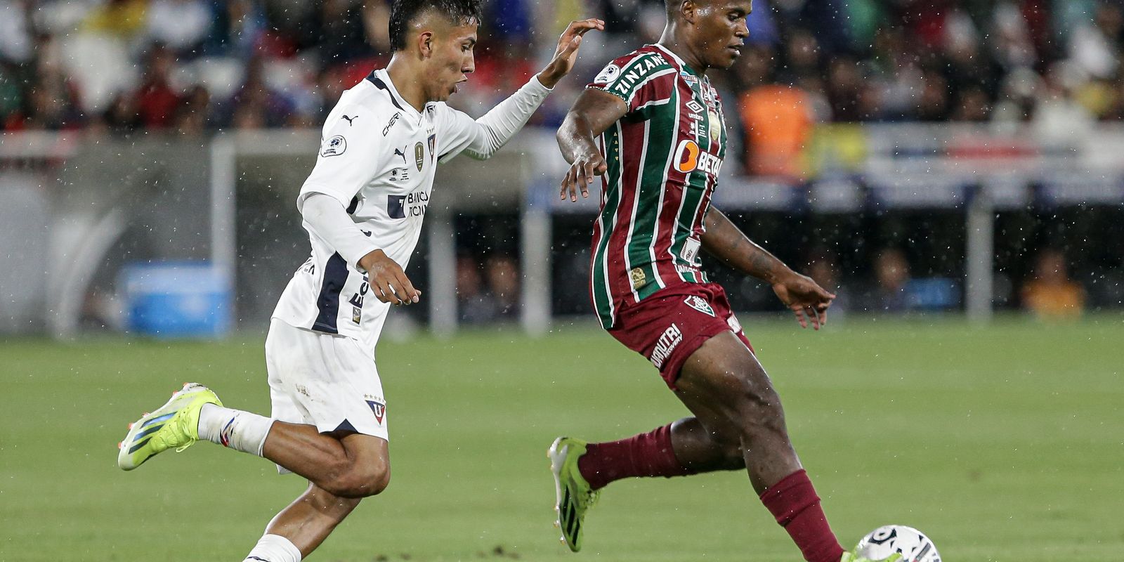 Fluminense recebe LDU em busca do titulo da Recopa Sul Americana