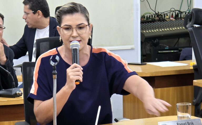 Vereadora cobra informações sobre coleta e cobrança do lixo hospitalar na cidade