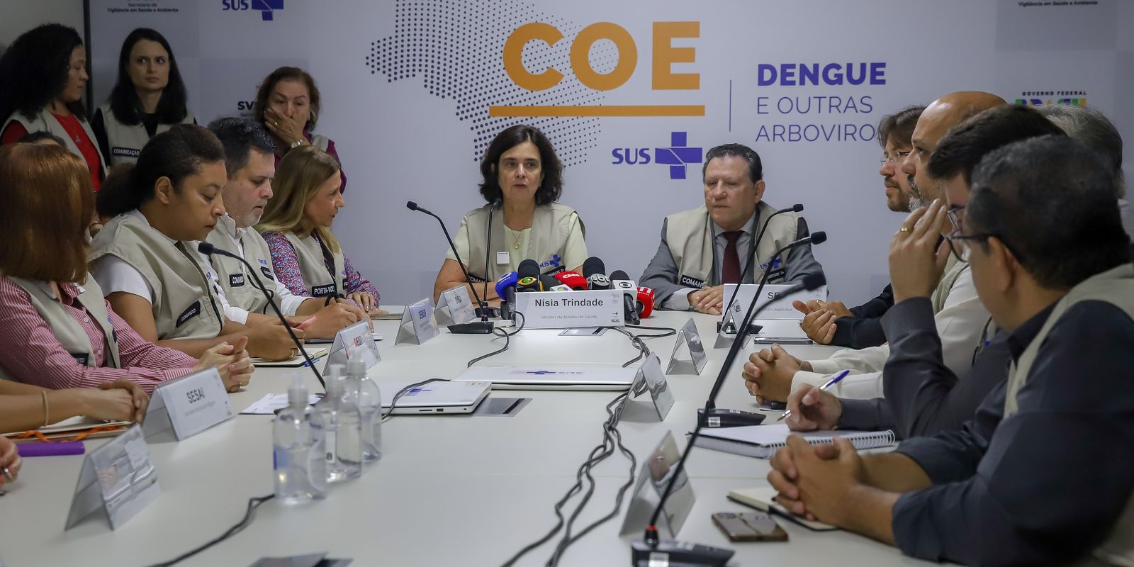 Ministerio da Saude estuda ampliar oferta da vacina contra dengue