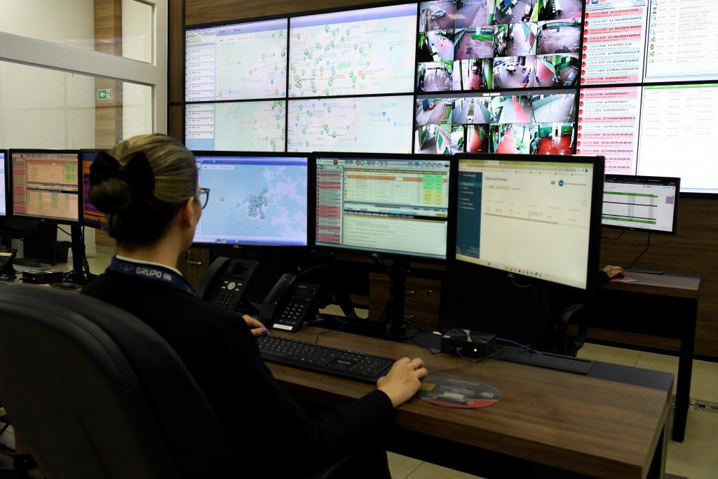 Volta as aulas monitoramento em tempo real de 298 escolas