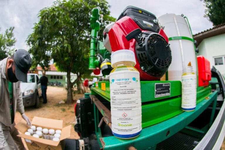Máquinas fumacê reforçam combate à dengue em Corumbá