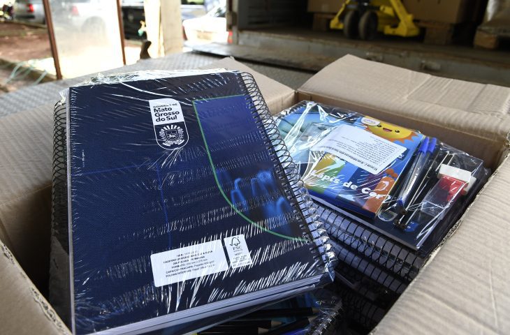 Governo do Estado garante entrega de kits e uniformes escolares até final de março