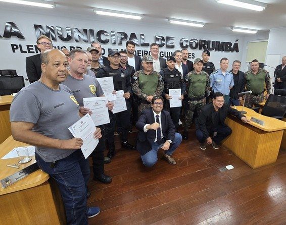 Policiais são homenageados por resgate de família que vivia em cárcere privado no Pantanal