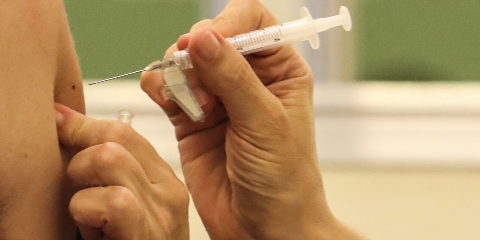 Covid 19 Anvisa aprova registro de vacina Spikevax monovalente